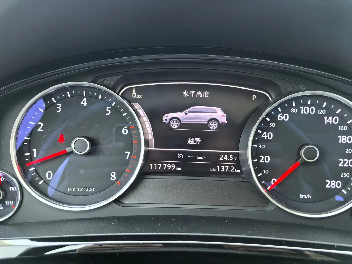 Volkswagen Touareg 2017 3.0TSI Explorer Edition фото 17