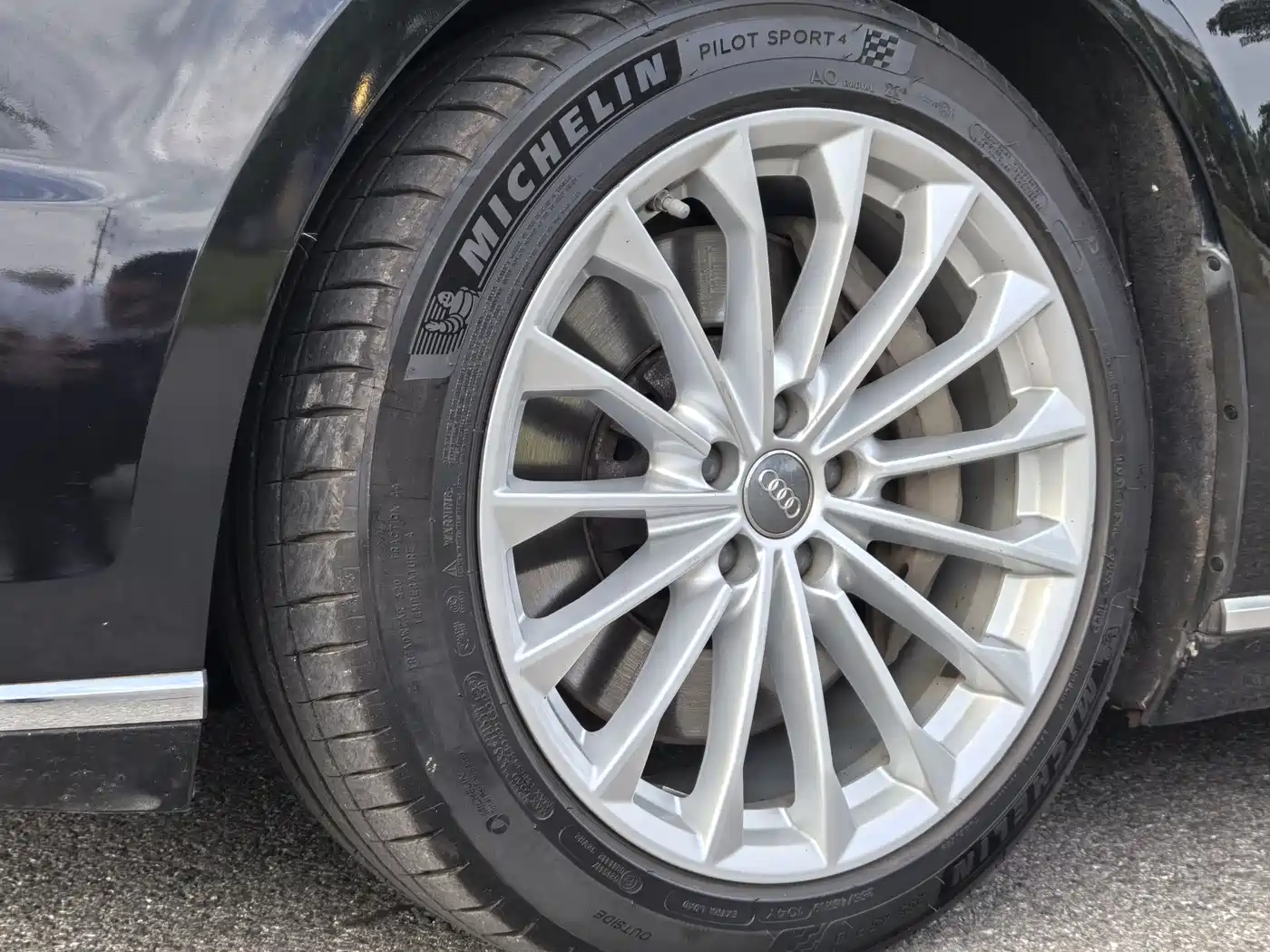 Audi A8 2018 A8L 55 TFSI quattro Launch Elite фото 4