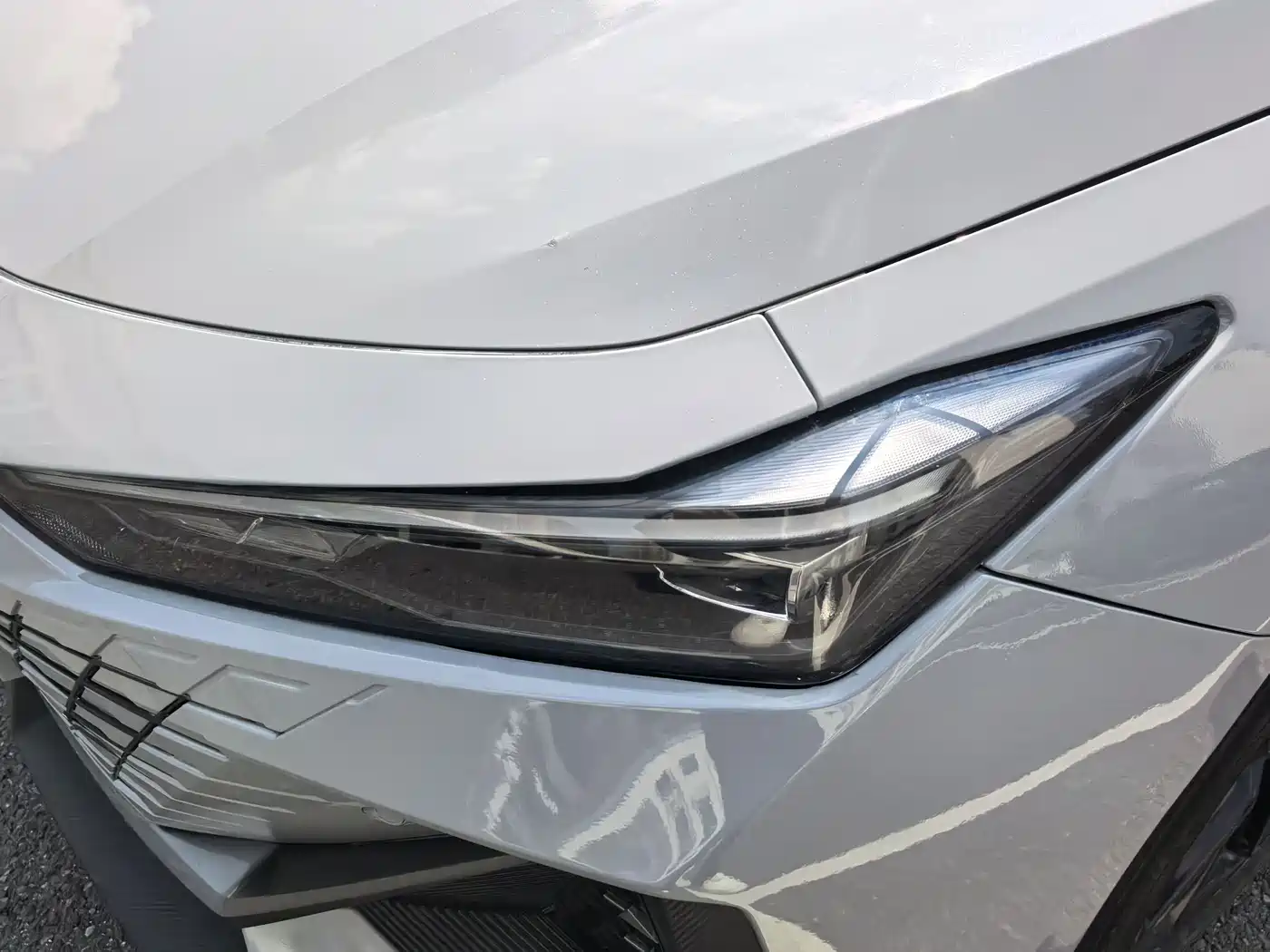 CHANGAN UNI-V