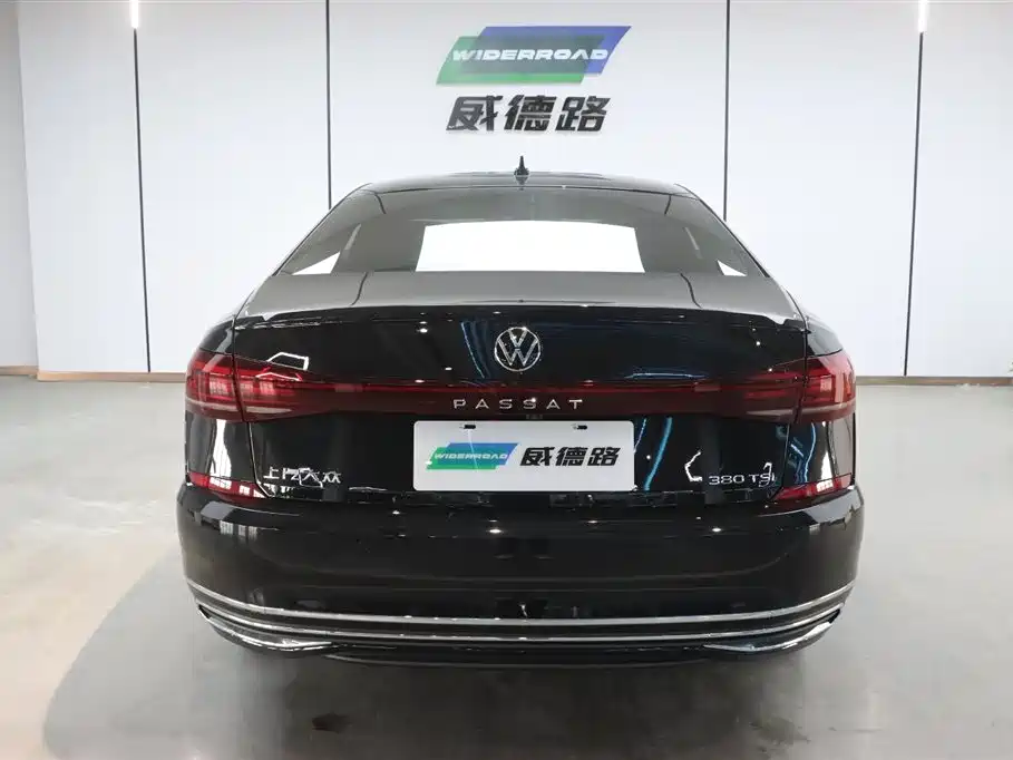 Volkswagen Passat 2026 Outstanding Edition 380TSI Dragon Glory Version фото 5