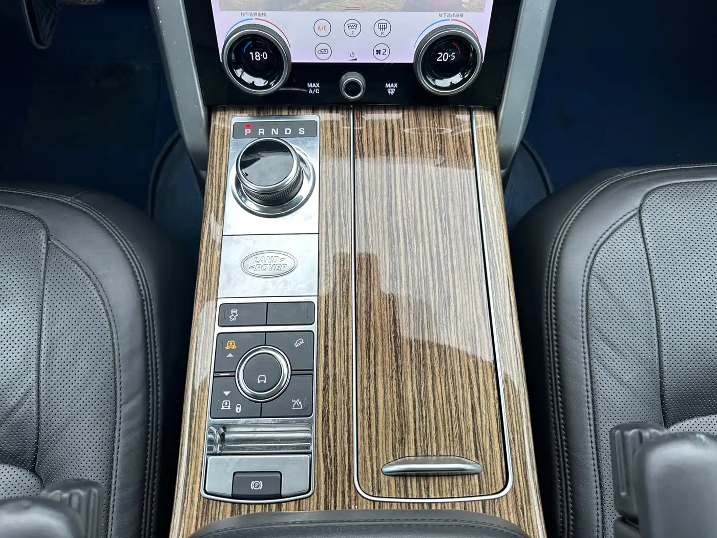 Land Rover Range Rover 2018 3.0 SC V6 Vogue Heritage Edition фото 16