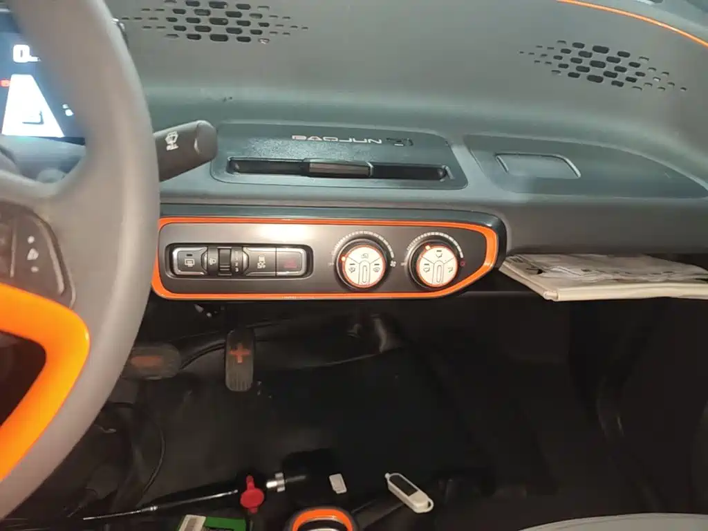 Baojun E100 2020 2019 250KM Smart Plus Edition