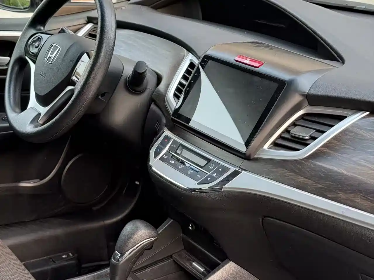 Honda Jade 2019 2017 1.8L Automatic Comfort Edition 5-seater