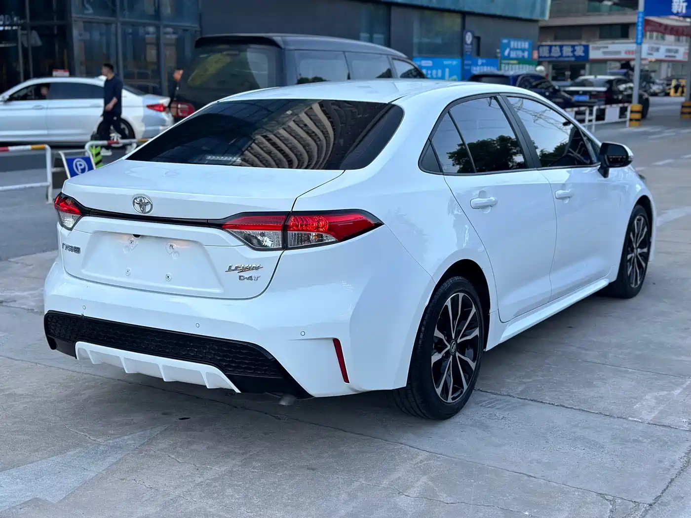 Toyota Levin 2022 185T CVT Sport Edition фото 6