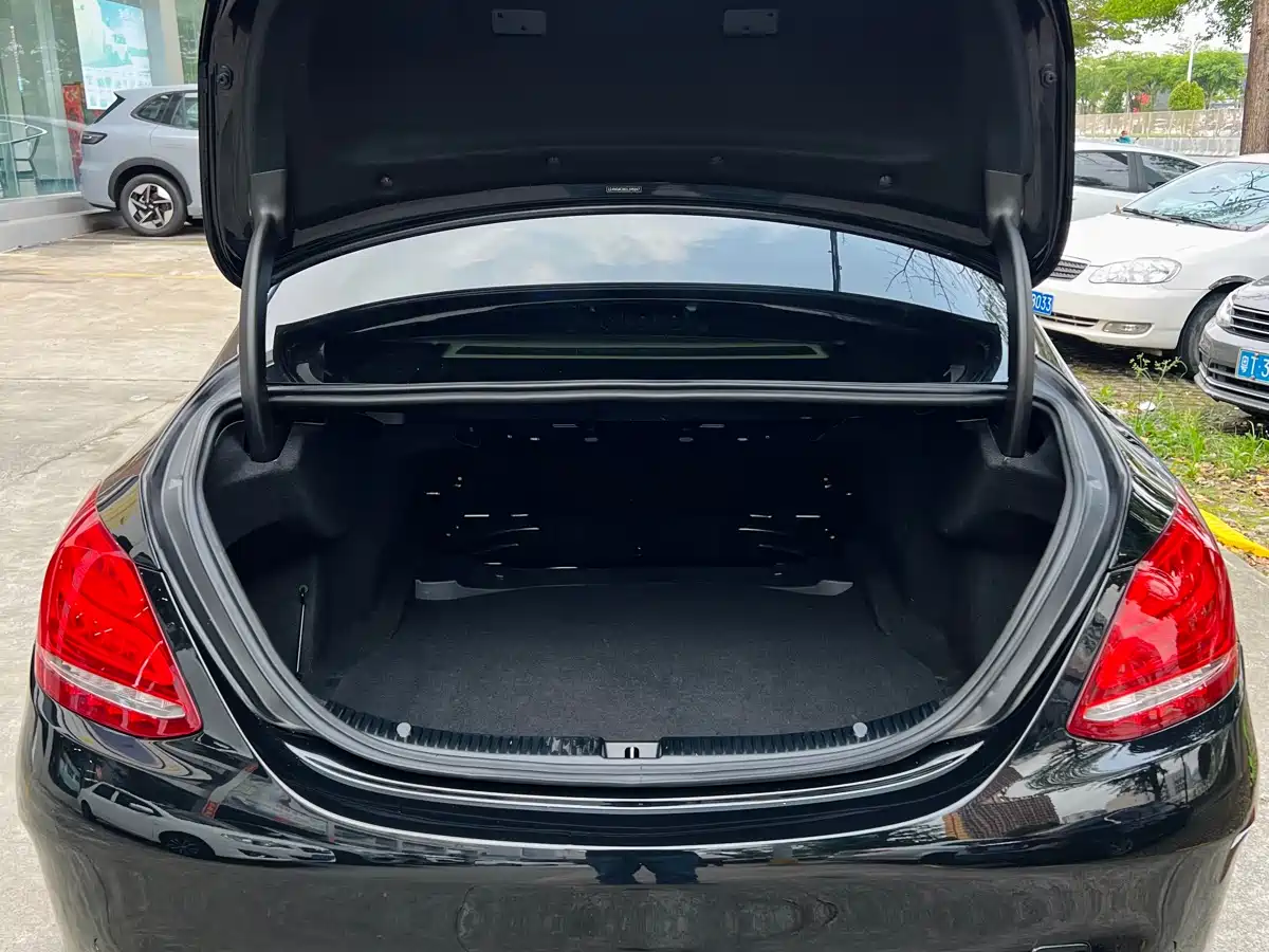 Mercedes-Benz C-Class 2018 C 200 L Sport Edition фото 14