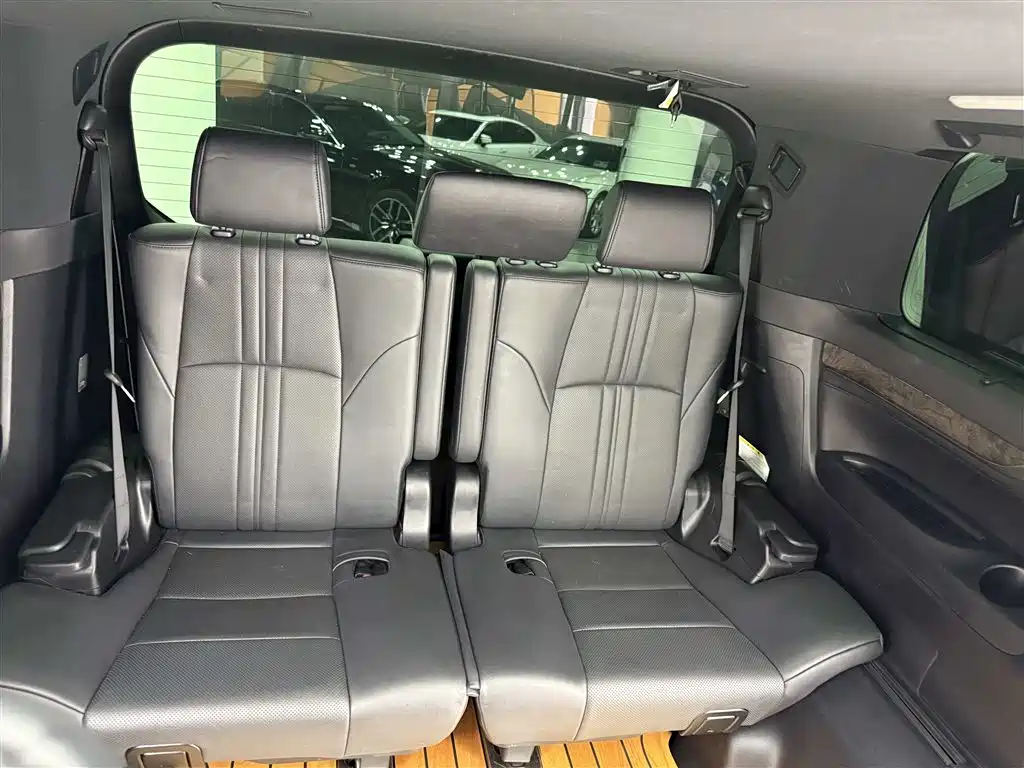 Toyota Alphard 2021 Hybrid 2.5L Premium фото 25