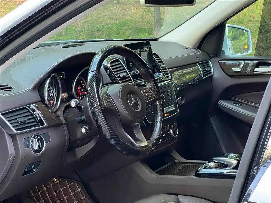 Mercedes-Benz GLS 2018 GLS 400 4MATIC Dynamic фото 5