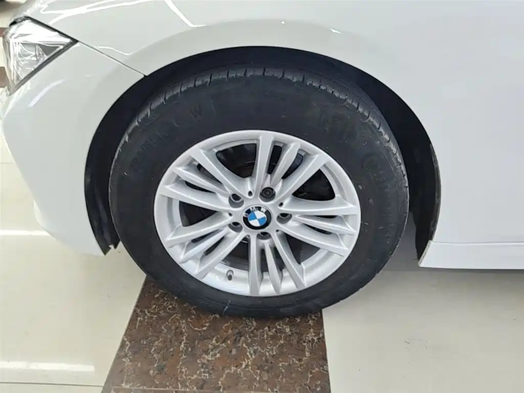 BMW 3 Series 2015 320Li Super Joy Fashion фото 23