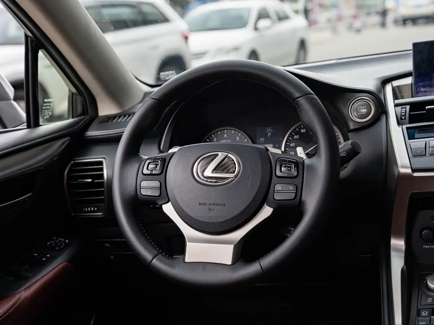 Lexus NX 2015 200t AWD F Sport фото 14