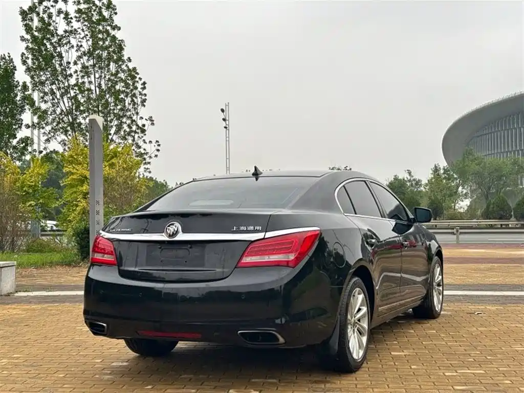 Buick LaCrosse 2013 2.4L SIDI Elite Comfort фото 4