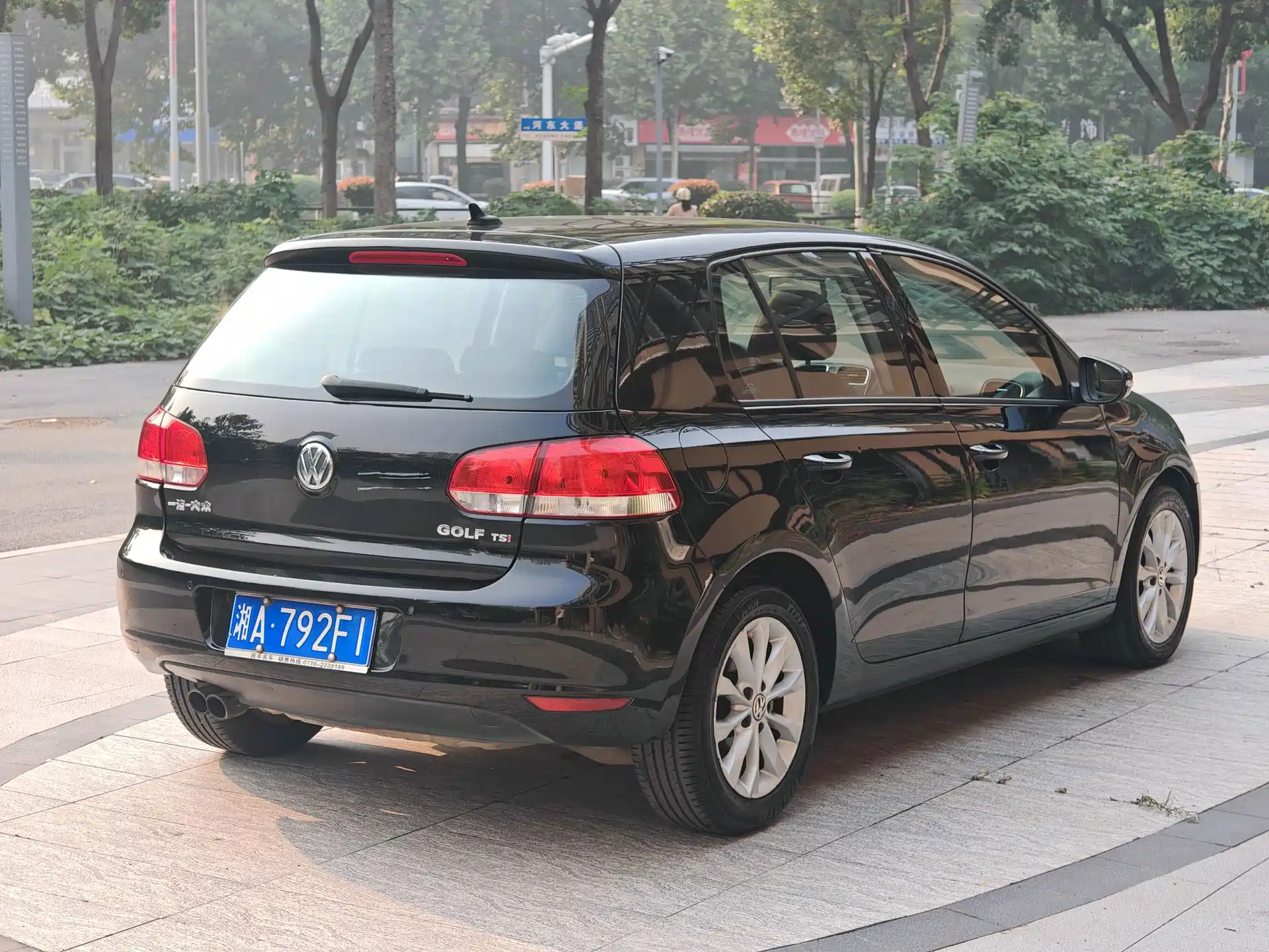 Фото 9 - Volkswagen Golf
