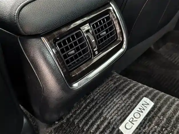 Toyota Crown 2017 2.0T Sport Edition фото 19