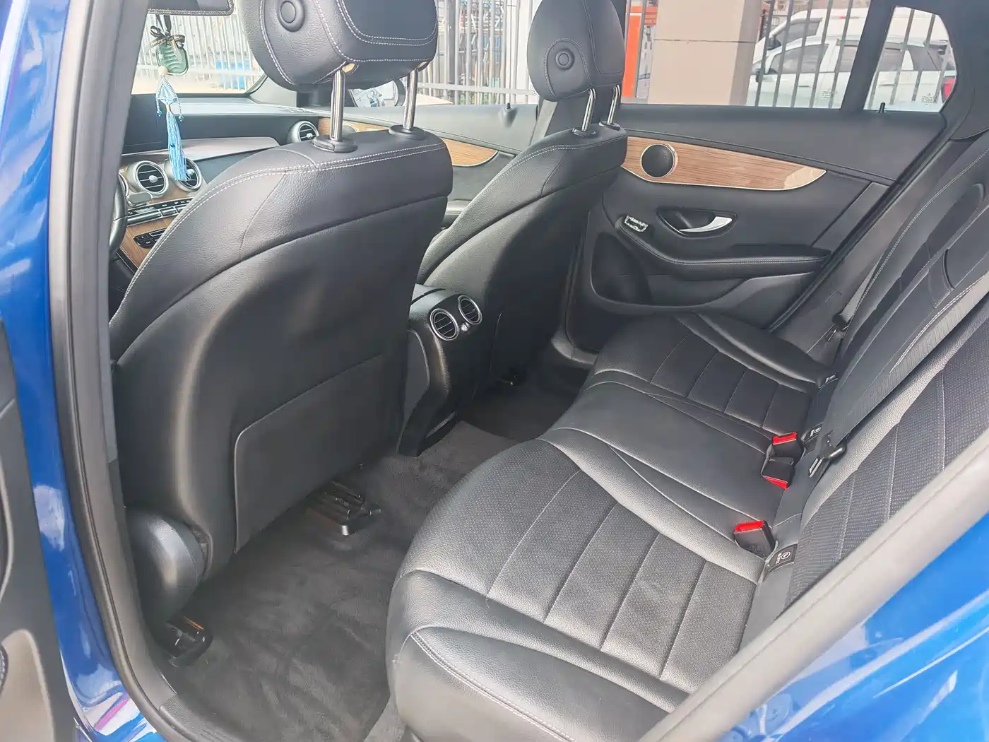 Mercedes-Benz GLC Coupe 2019 GLC 260 4MATIC Coupe SUV фото 5