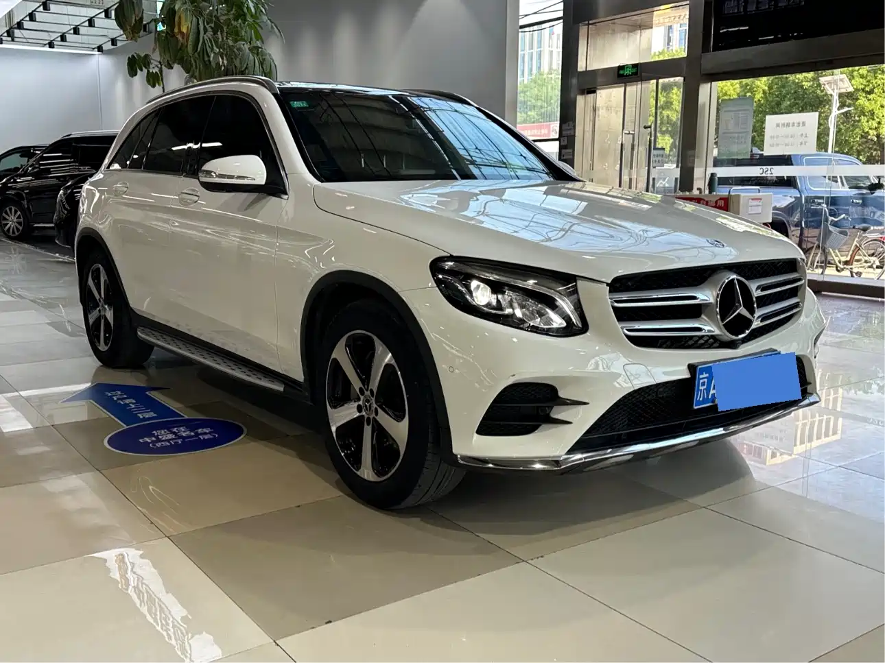 Mercedes-Benz GLC 2019 GLC 260 L 4MATIC Luxury фото 3