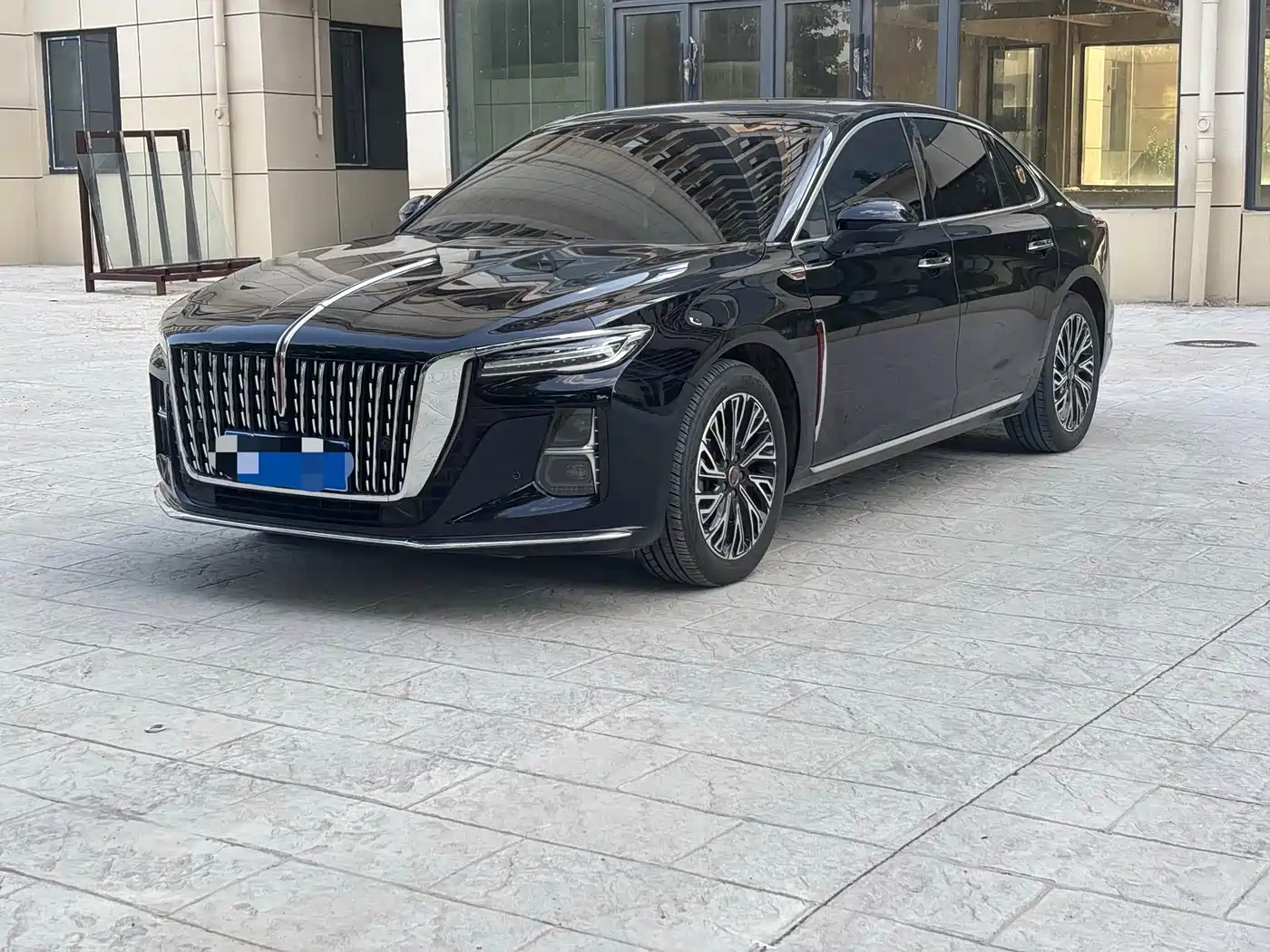 Hongqi H5 2026