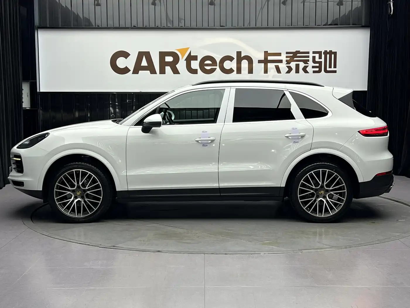 Porsche Cayenne 2019 Cayenne 3.0T фото 4