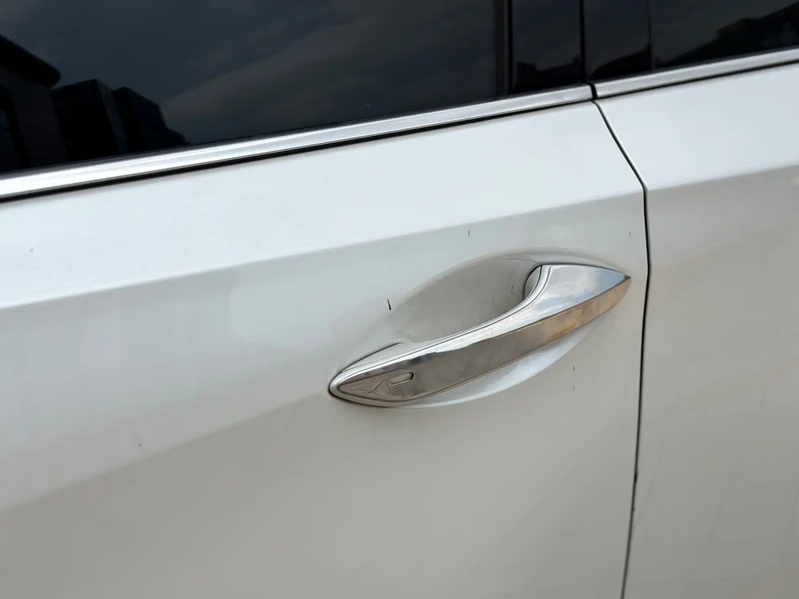 Photo 9 - Lexus RX