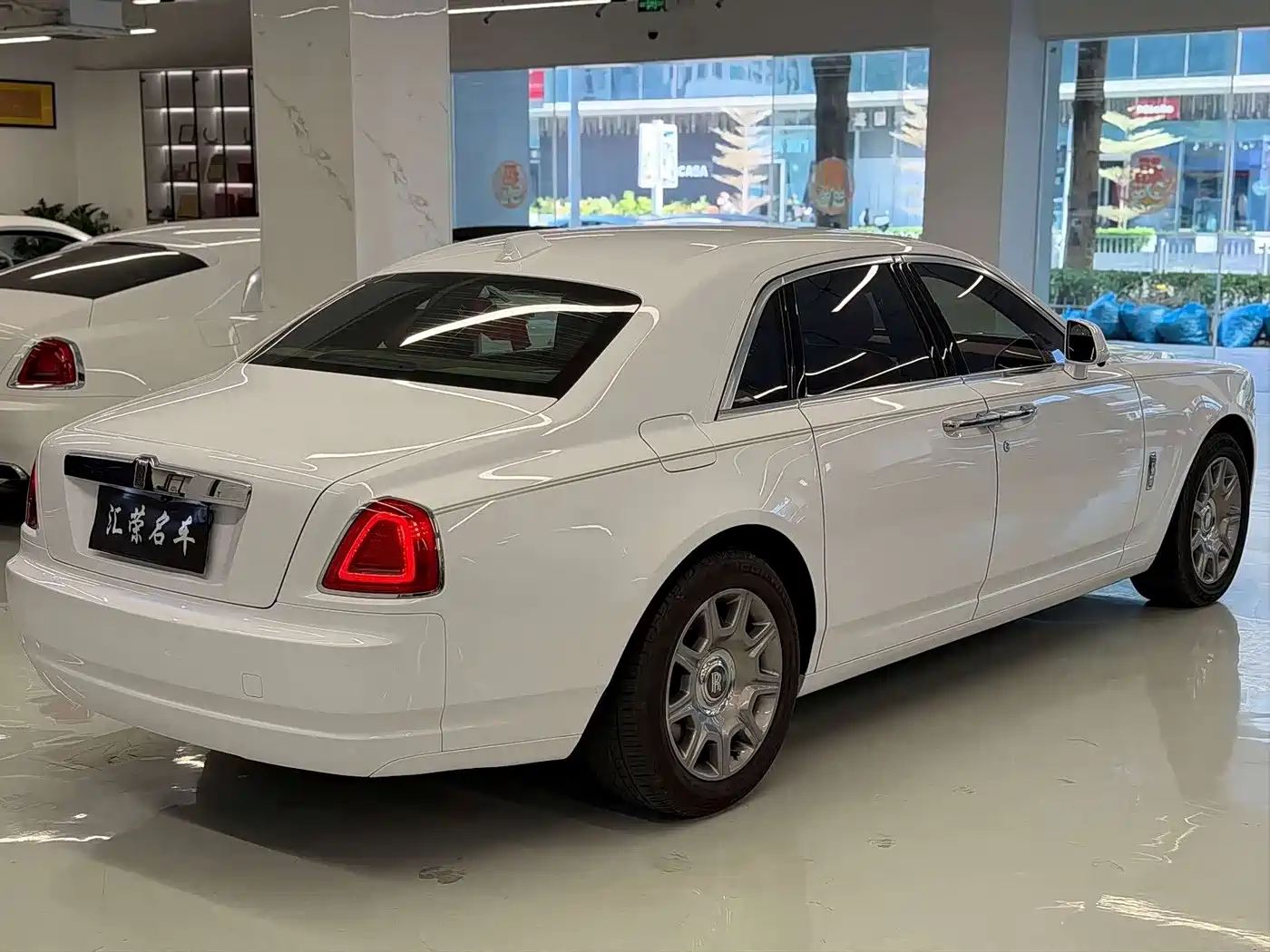 Rolls-Royce Ghost 2018 2018 6.6T Standard Wheelbase