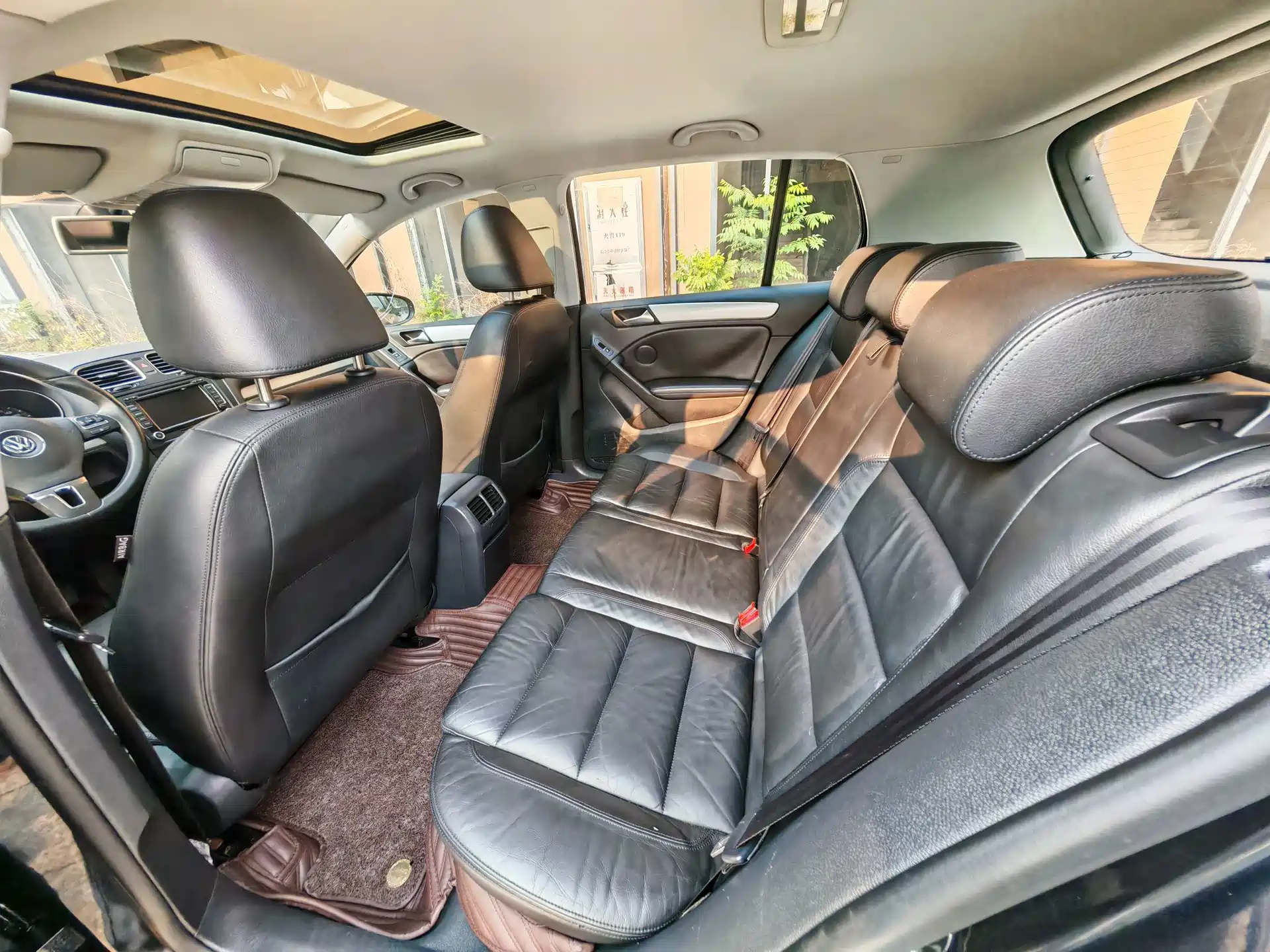 Фото 6 - Volkswagen Golf