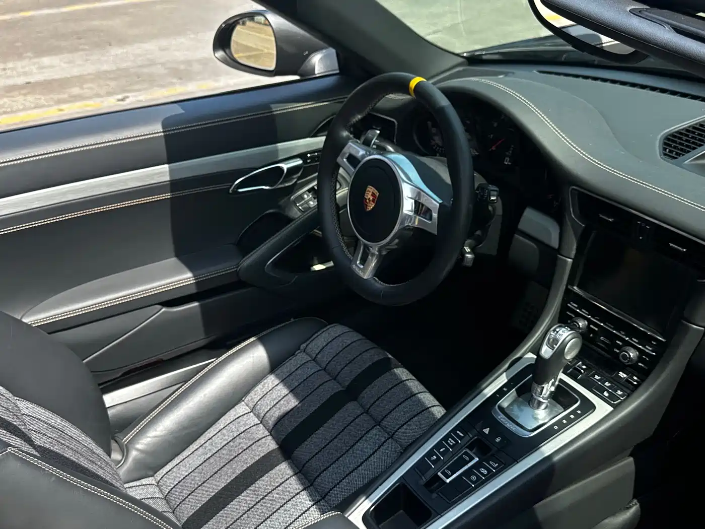 Porsche 911 2014 Targa 4 3.4L фото 9