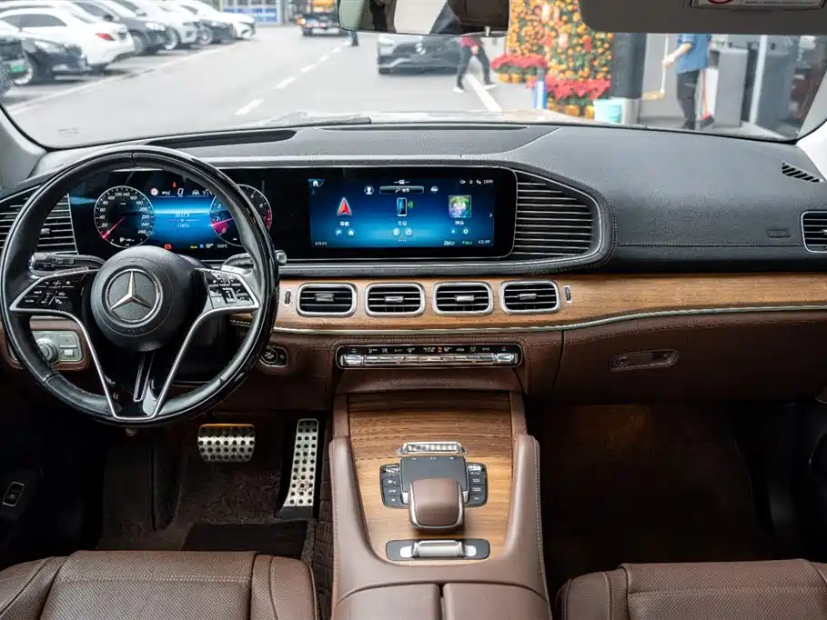 MERCEDES-BENZ GLS