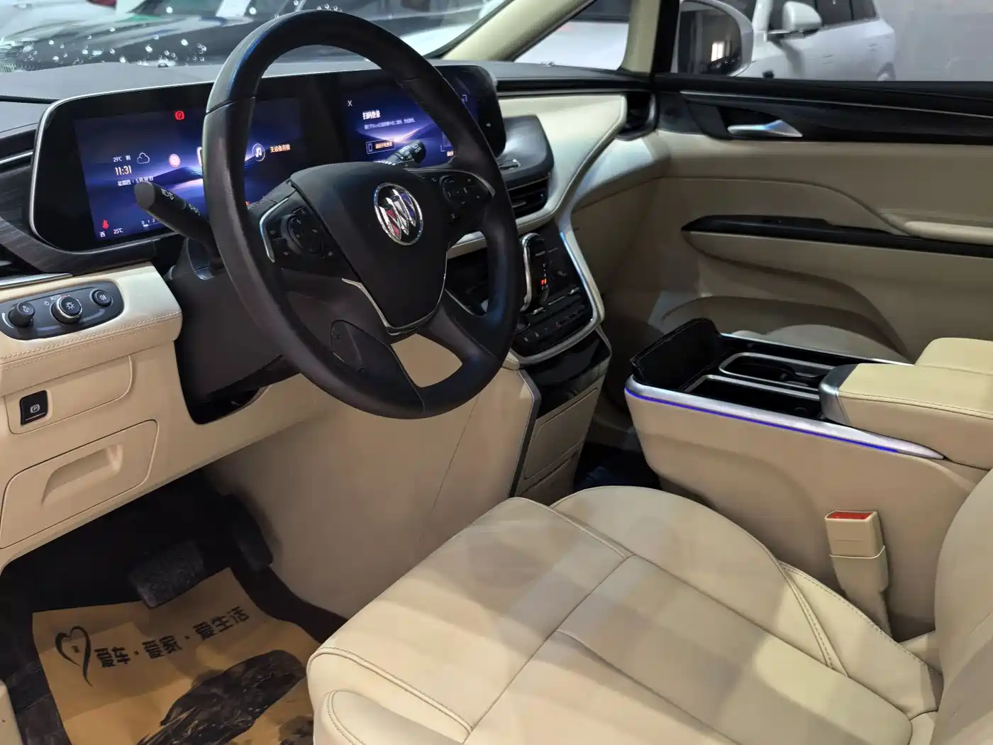 Buick GL8 2023 ES Landmaster Exclusive фото 4