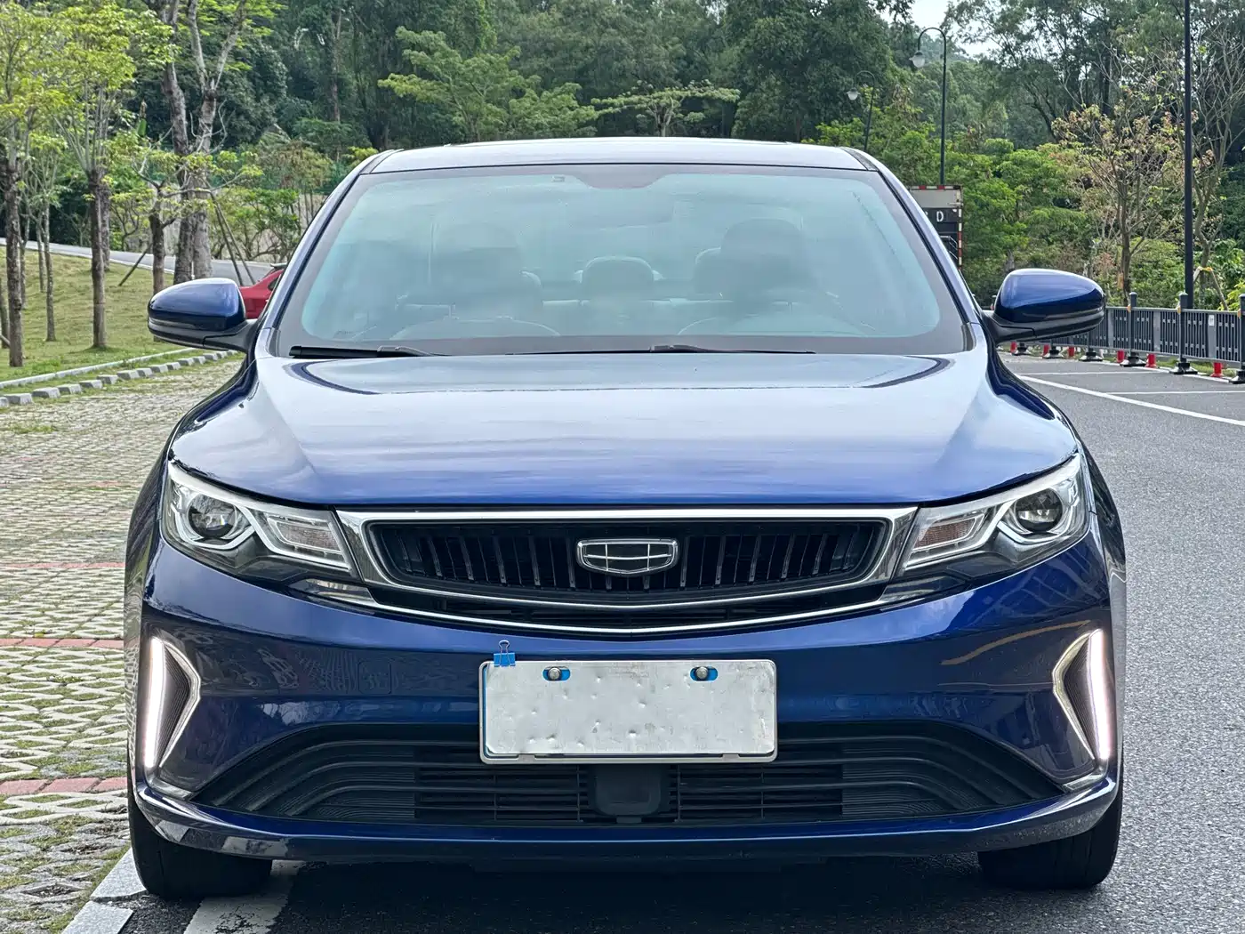 Фото 2 - Geely Emgrand GL