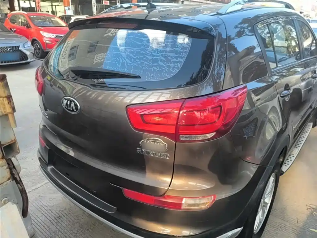 Kia Sportage 2015 2.0L Manual 2WD GL фото 6