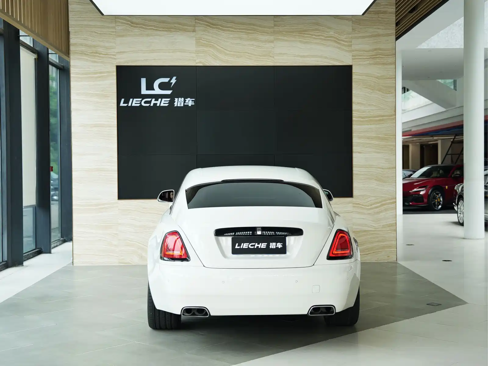 Фото 7 - Rolls-Royce Wraith
