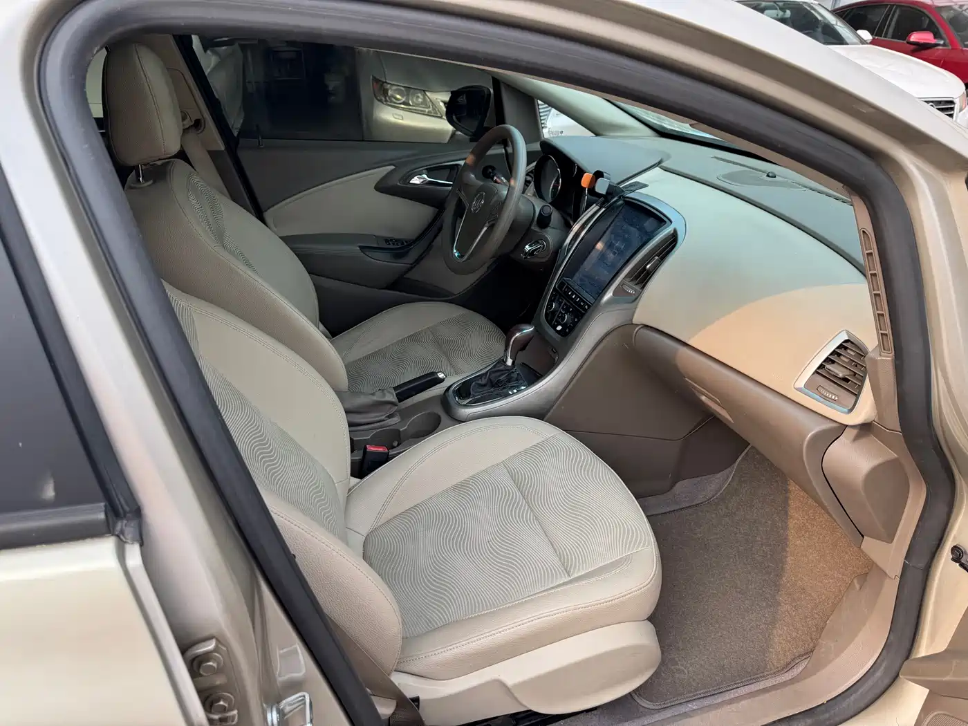 Buick Excelle 2013 GT 1.6L Automatic Fashion Edition фото 7