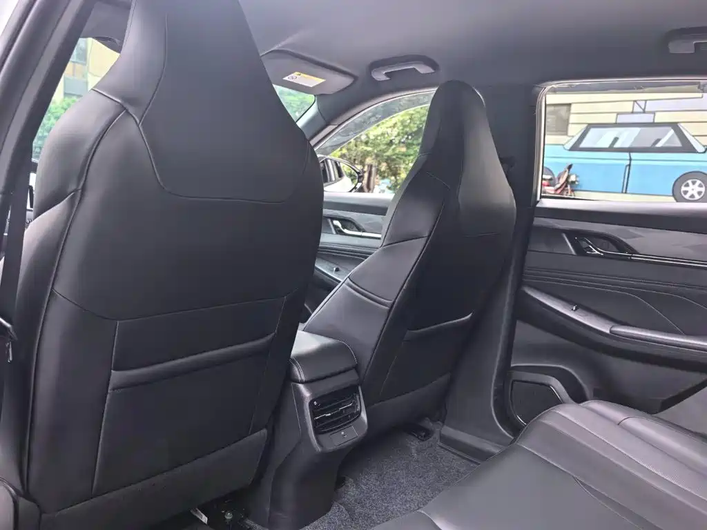 Dongfeng Aeolus Dongfeng Fengshen L7 2025 2025 518 Enjoyment