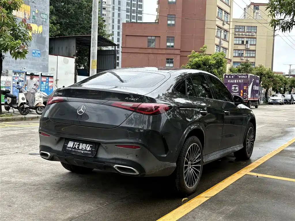 Mercedes-Benz GLC Coupe 2026 2026 GLC 300 4MATIC Coupe SUV