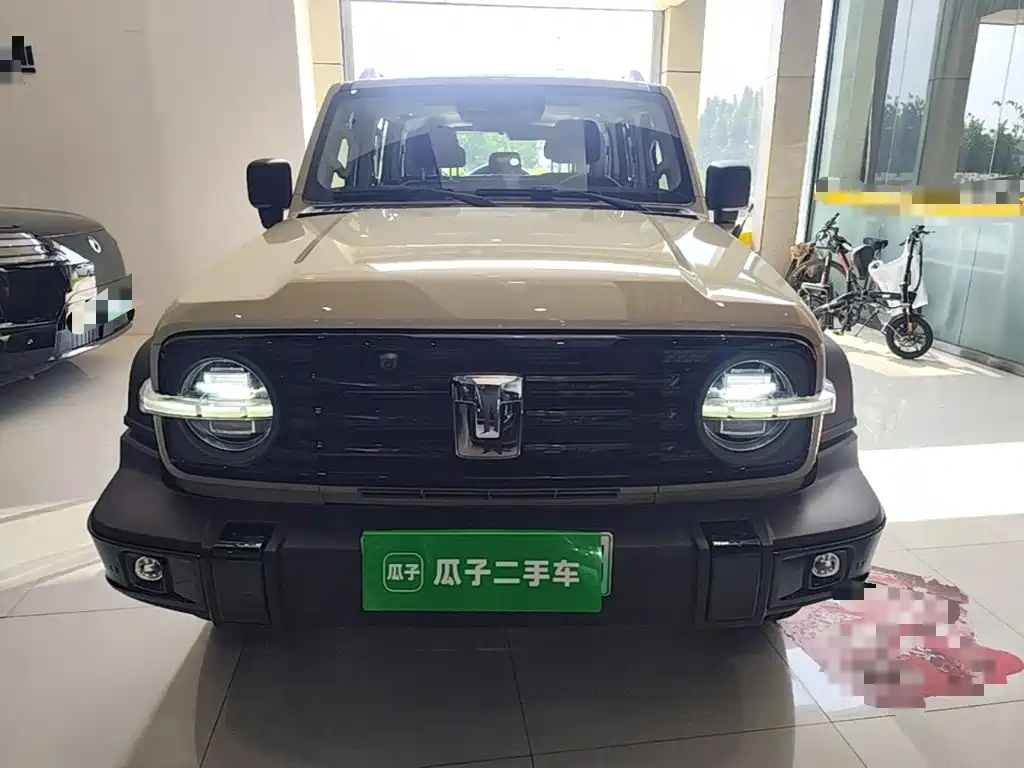 Tank 300 New Energy 2025 2025 Hi4-T