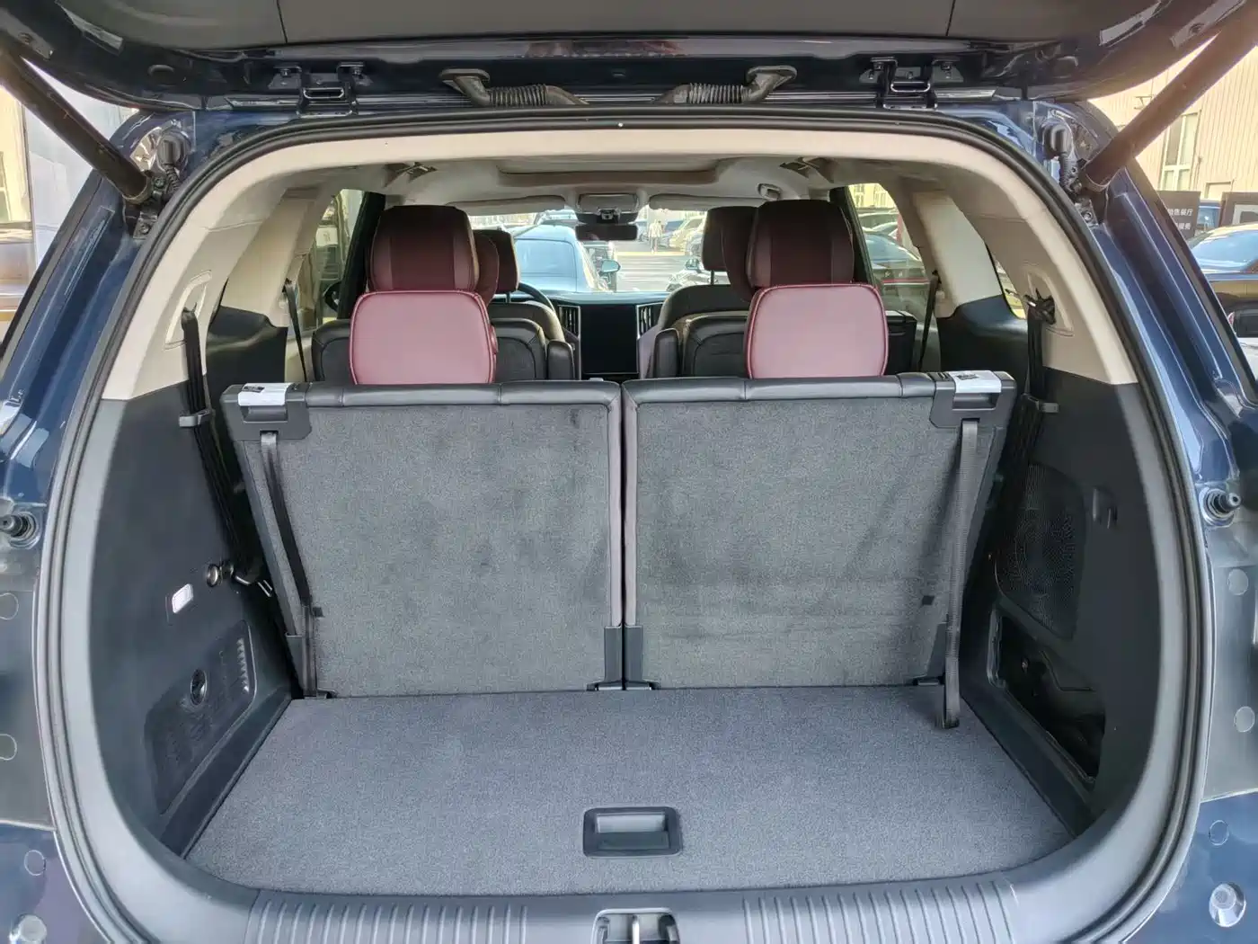 Hongqi HS7 2023 2.0T Automatic 4WD Flag Leader Edition (6-seater) фото 10