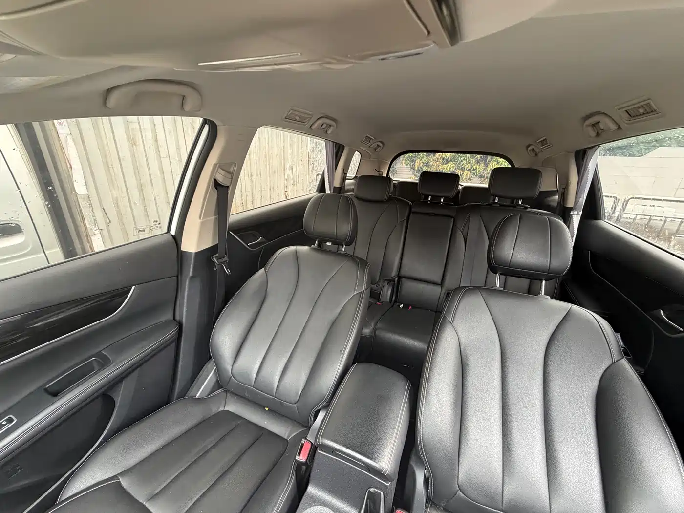 Photo 19 - BYD Song MAX