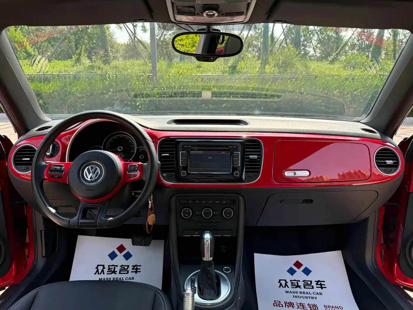Volkswagen Beetle 2015 180TSI фото 8