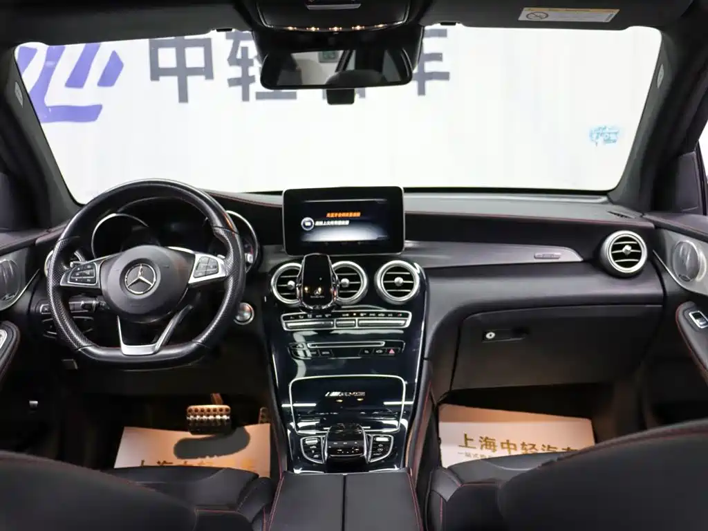 Mercedes-Benz GLC AMG 2017 AMG GLC 43 4MATIC Special Edition фото 13