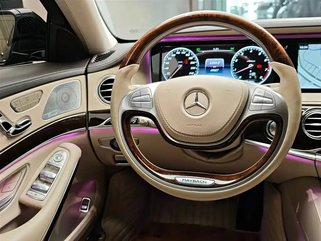Mercedes-Benz Maybach S-Class 2015 S 500 4MATIC фото 14