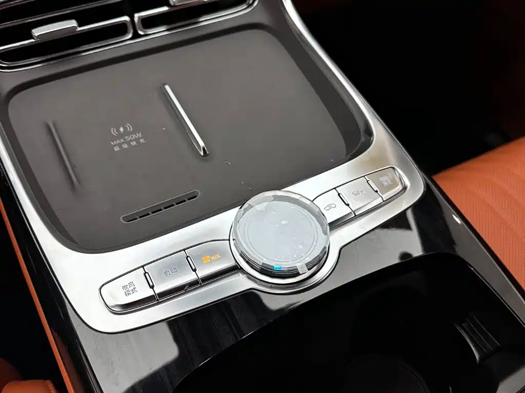 Geely Galaxy Galaxy M9 2025 Model 230km 2WD Explorer+ Edition фото 18