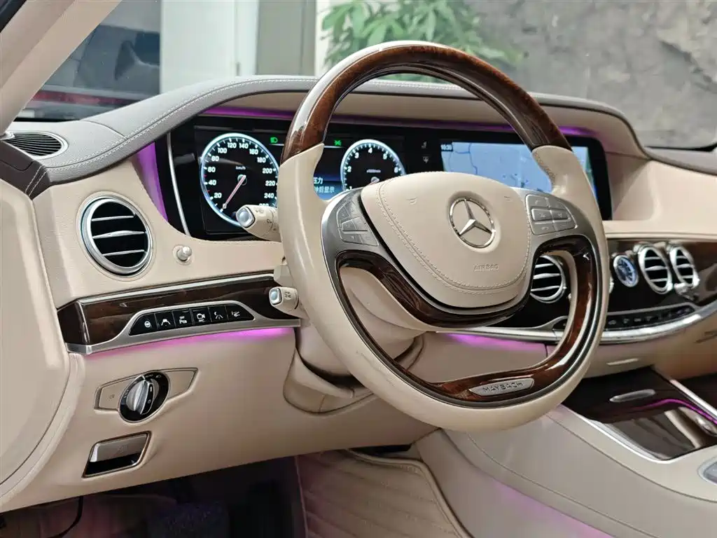 Mercedes-Benz Maybach S-Class 2015 S 500 4MATIC фото 7