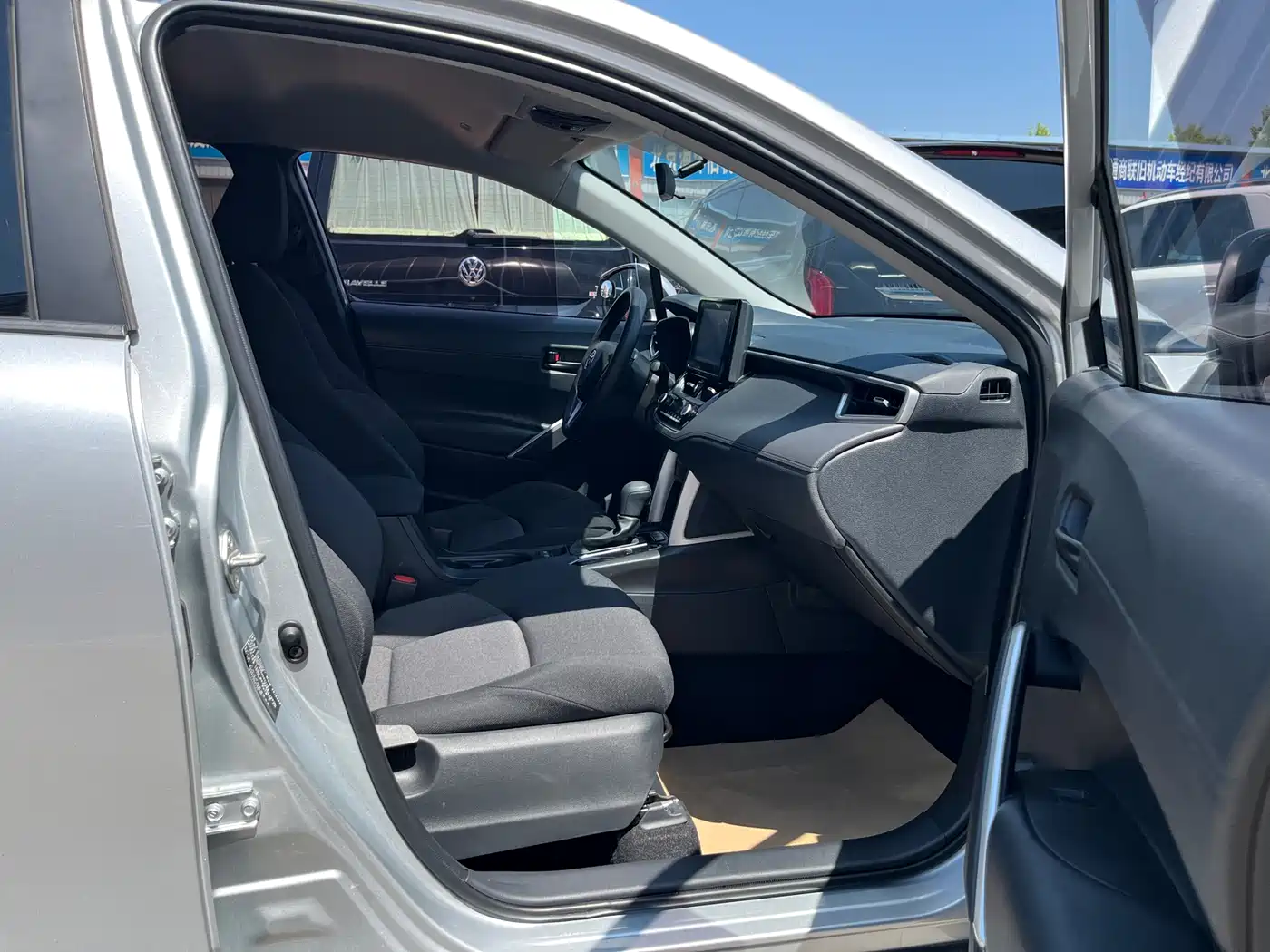 Toyota Frontlander 2022 2.0L CVT Elite фото 22