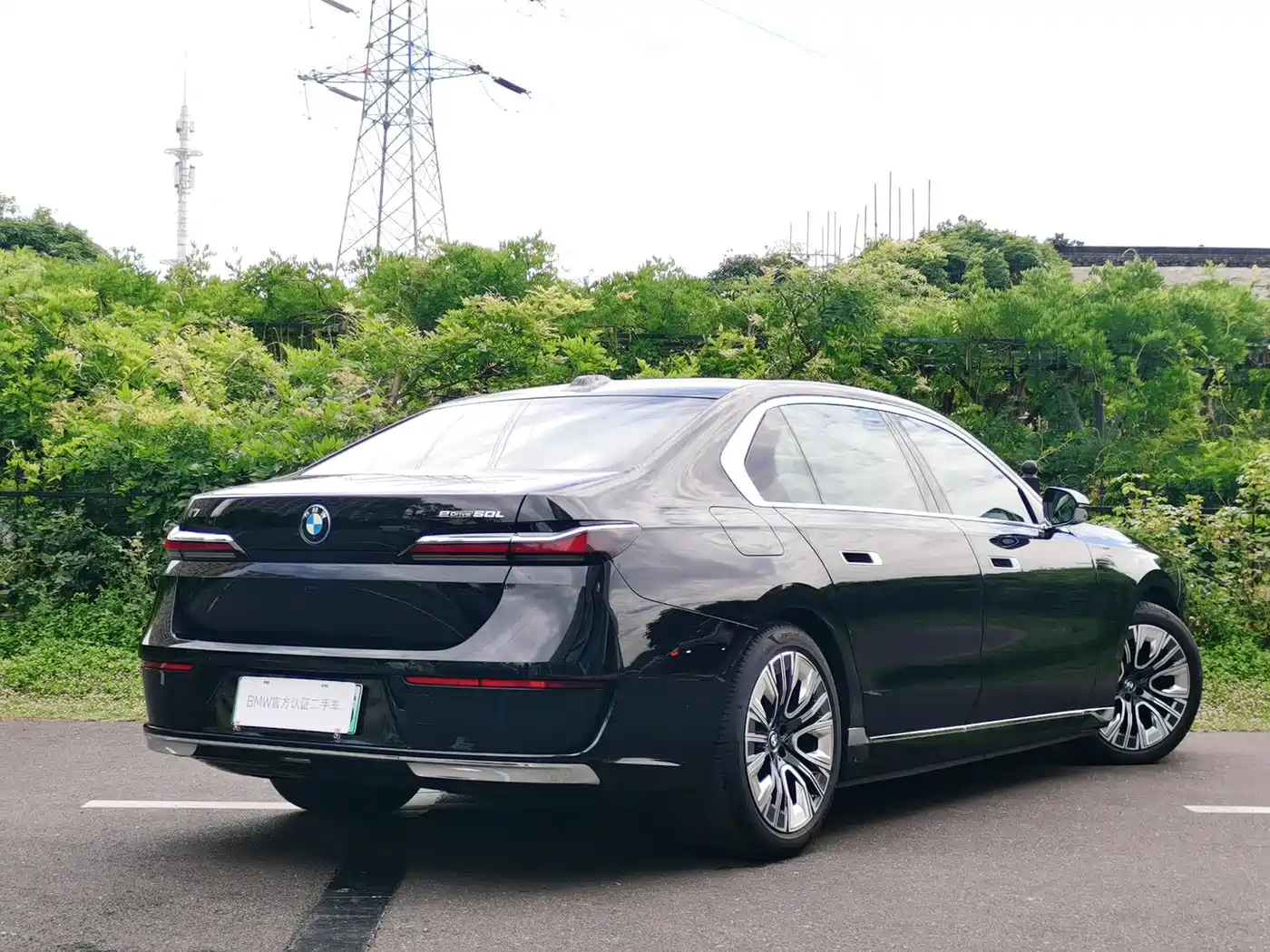 2025 BMW i7