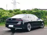 Фото 4 - BMW i7