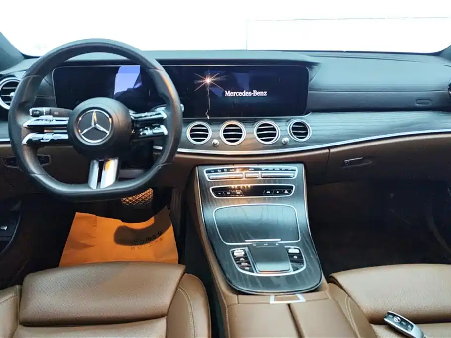  E CLASS