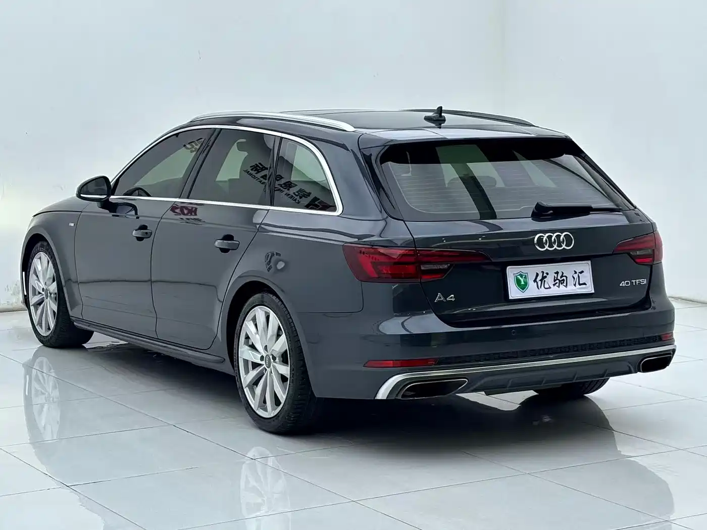 Audi A4 (Import) 2020 2020 Avant Pioneer 40 TFSI Fashion Dynamic