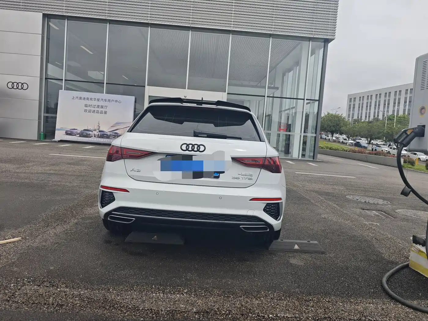 Audi A3 2024 Model Sportback 35 TFSI Luxury Sport фото 7