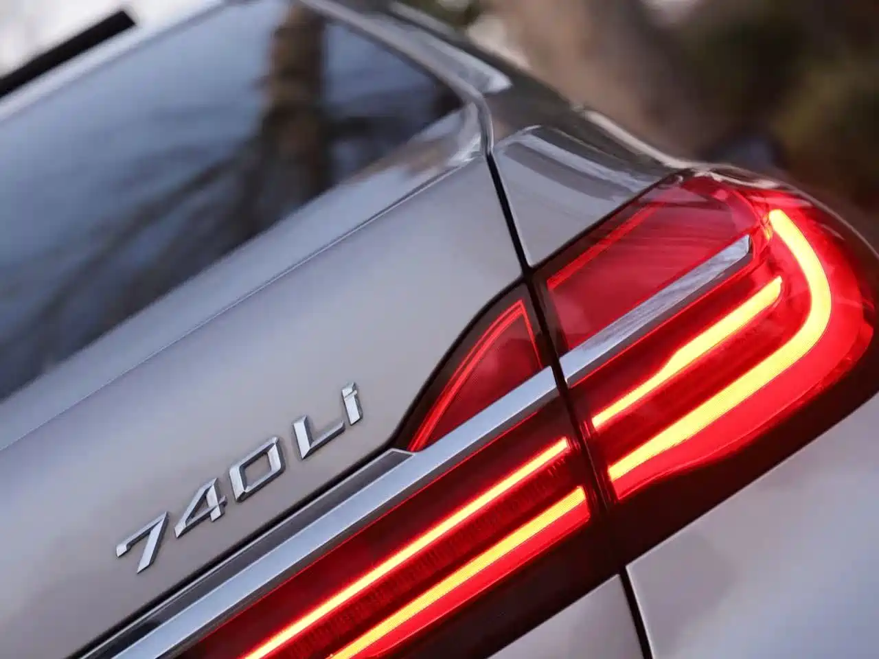 BMW 7 Series 2016 740Li Leading Edition фото 9