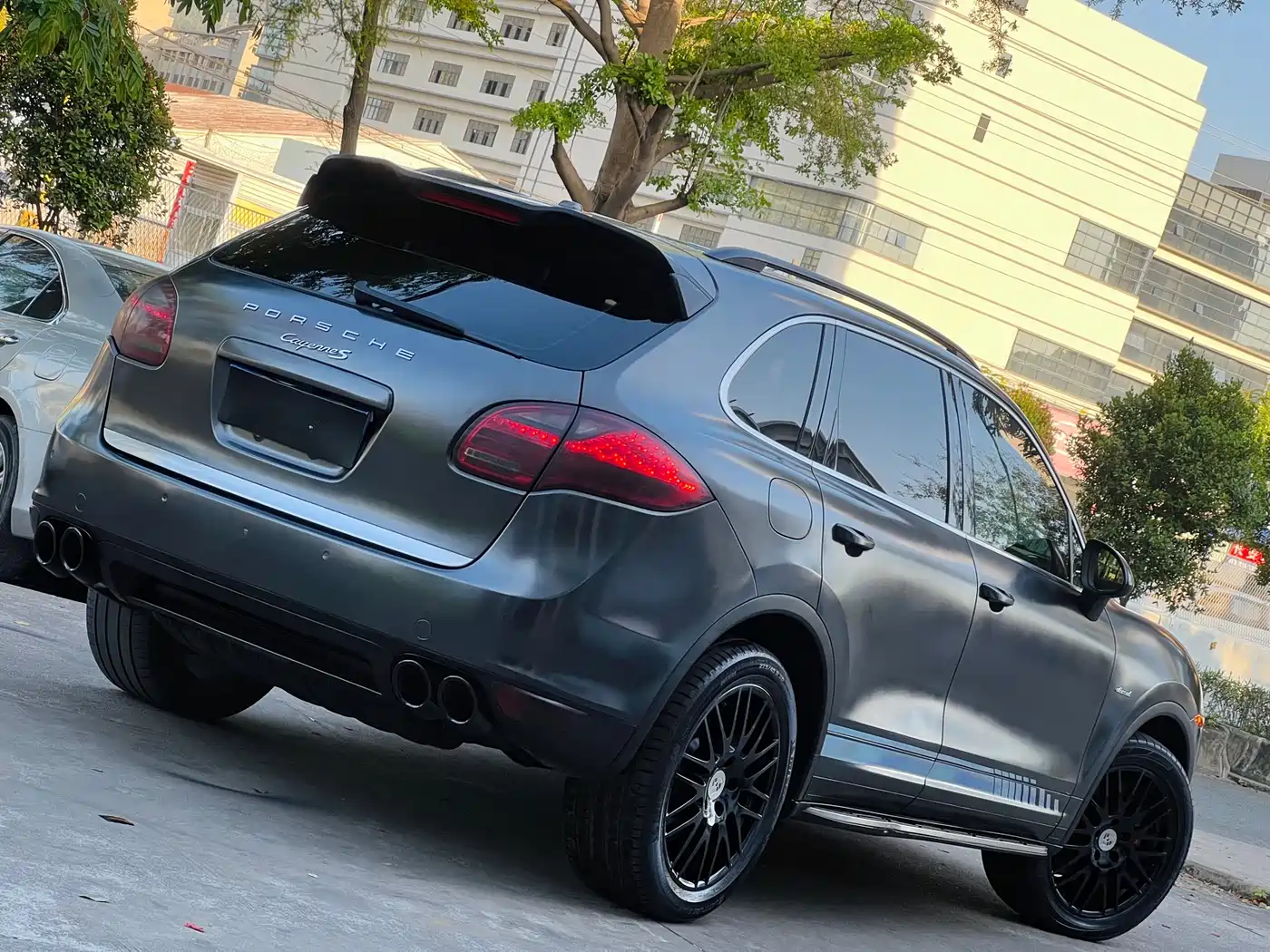 Porsche Cayenne фото 8