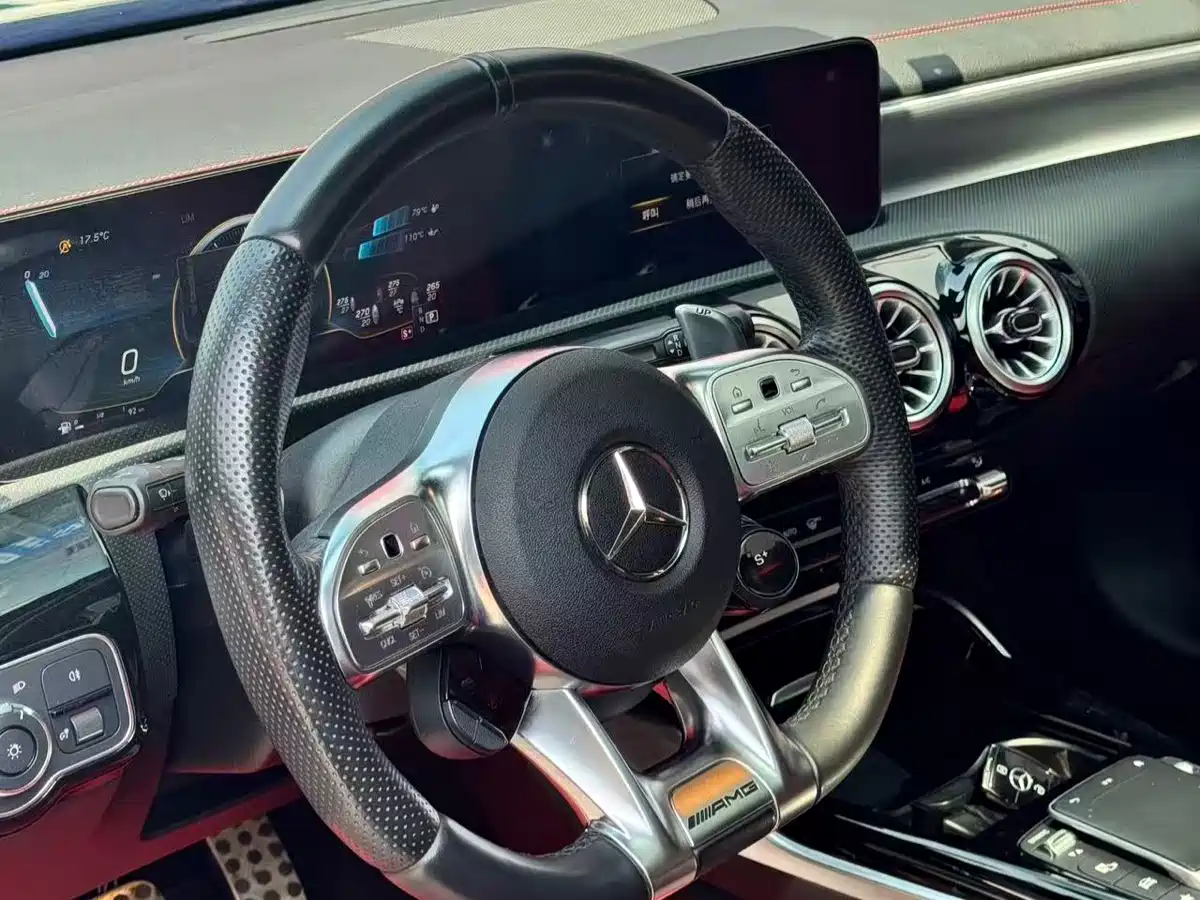 Mercedes-Benz A-Class AMG 2022 Model AMG A 35 L 4MATIC Blazing Night Special Edition фото 5