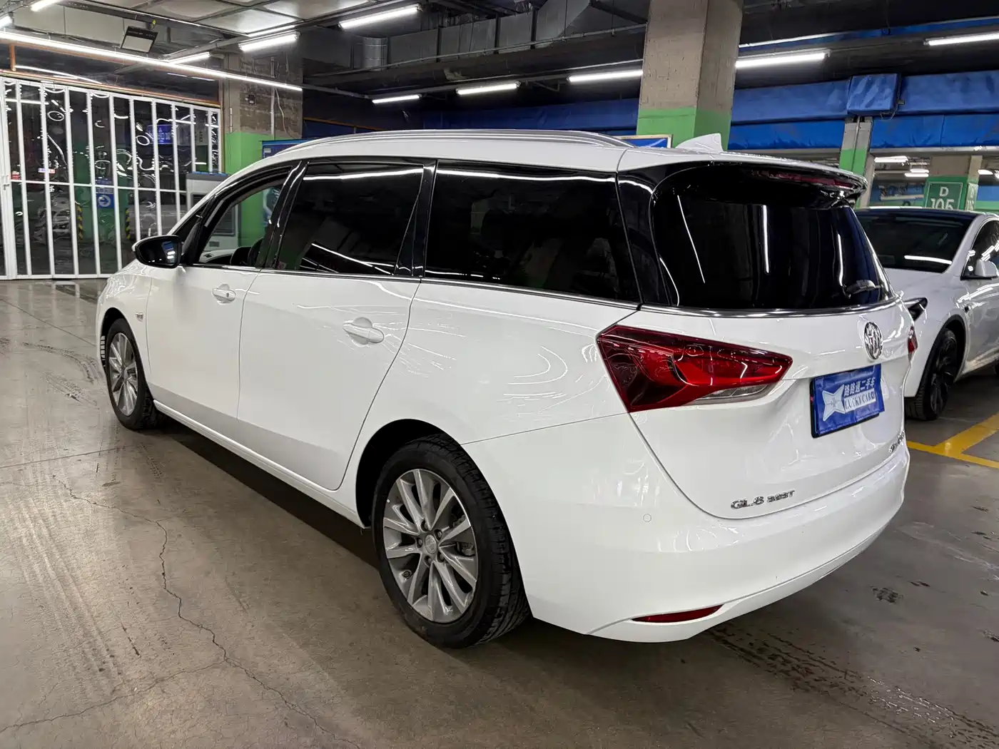 Buick GL6 2023 2021 323T Mild Hybrid Connected Luxury